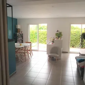 Maison Belizo, Familiale ,calme Et Reposante. Vernet